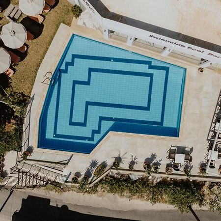 Petra Hotel Agia Galini Exteriör bild