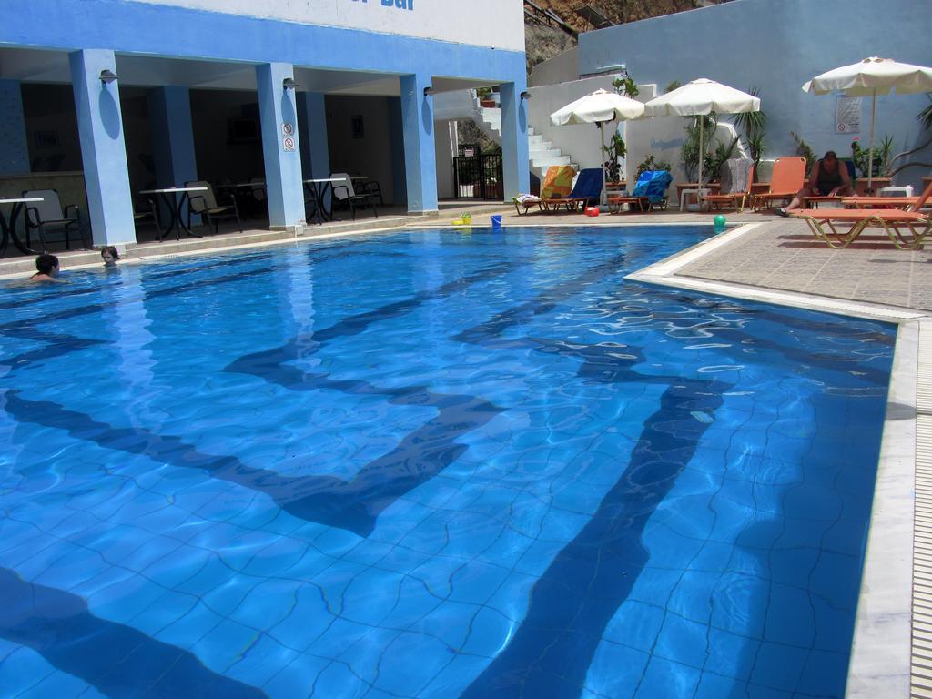 Petra Hotel Agia Galini Exteriör bild